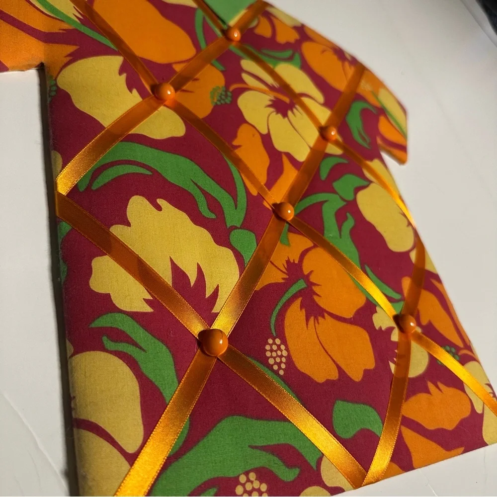 Hawaiian Shirt Fabric-Covered Memo Board‎